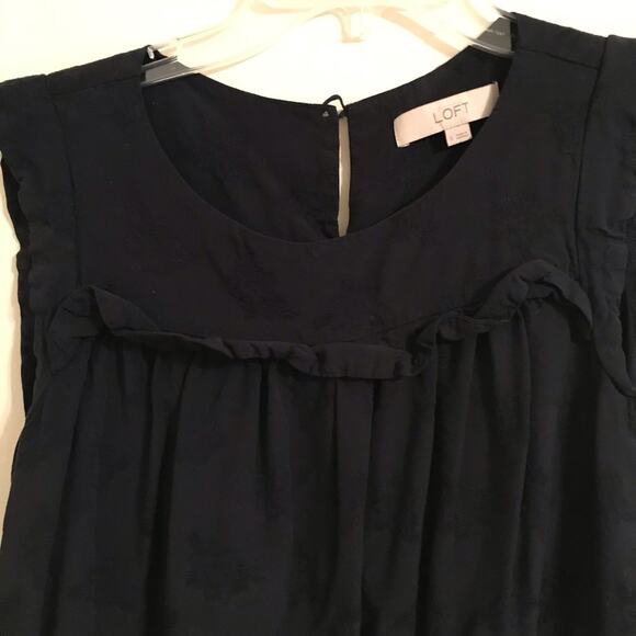 Loft Sleeveless Blouse w/blue on blue floral print - Picture 4 of 10